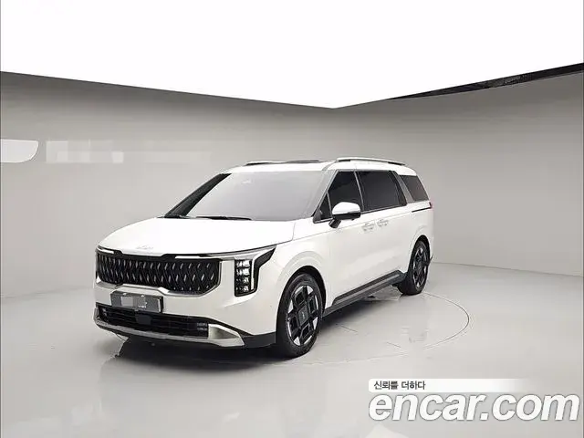 Kia Carnival Diesel 7-Seater Signature 2024