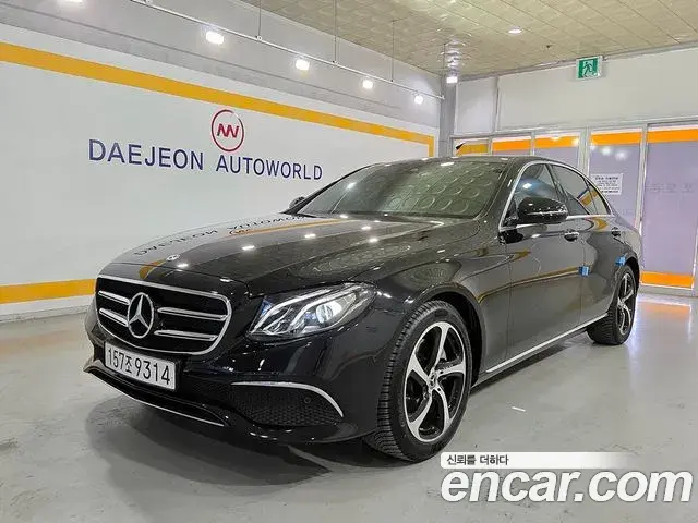 Mercedes-Benz E-Class E250 Avantgarde 2019