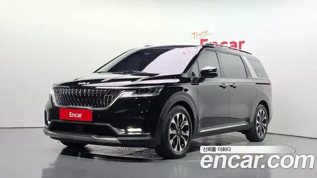 Kia Carnival Gasoline 9-Seater Signature 2022