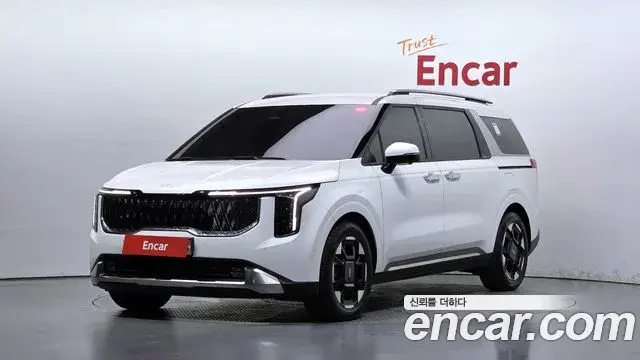 Kia Carnival Diesel 9-Seater Signature 2024