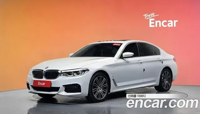 BMW 5-Series 530e M Sport 2020