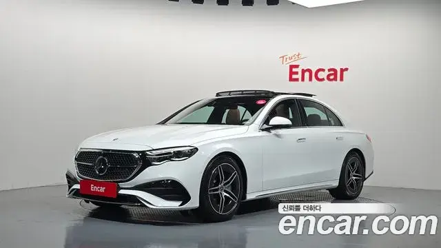 Mercedes-Benz E-Class E300 4MATIC AMG Line 2026