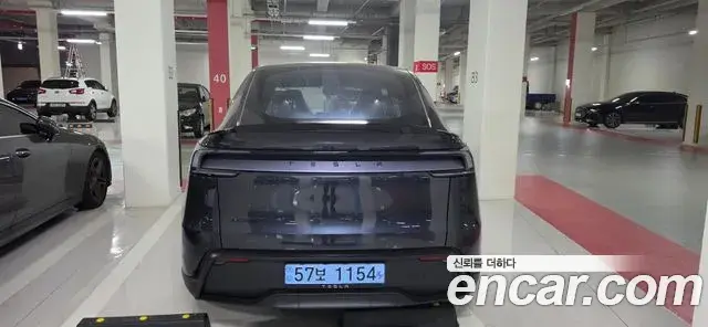 Tesla Model Y L Long Range AWD 2026