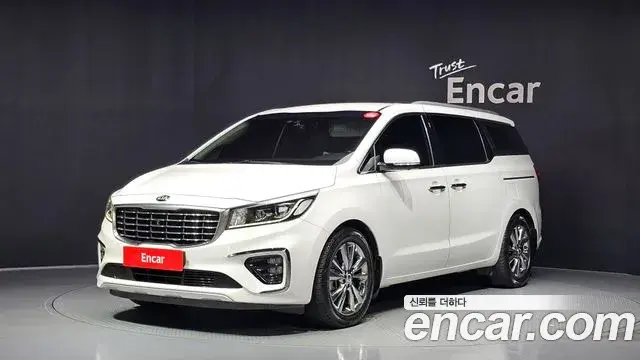 Kia Carnival 9-Seater Noblesse Special 2019