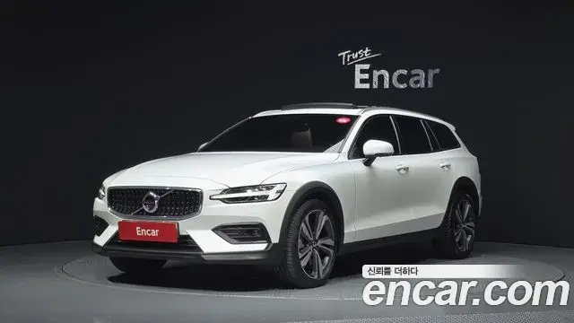 Volvo V60 T5 Pro AWD 2019