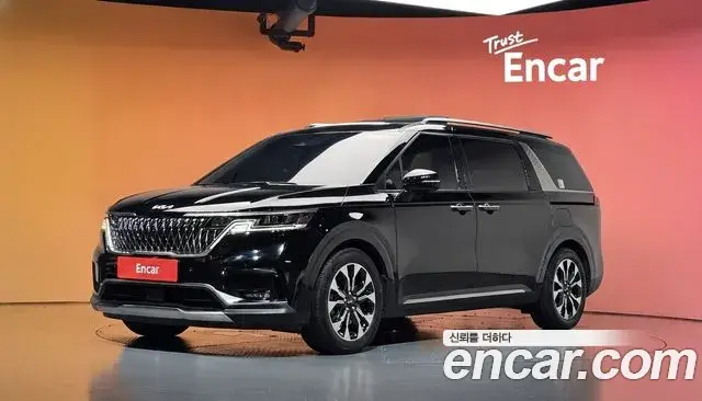 Kia Carnival Gasoline 9-Seater Signature 2022