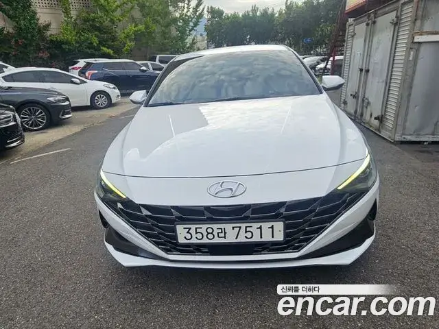 Hyundai AVANTE 1.6 Modern 2020