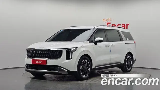 Kia Carnival Diesel 9-Seater Noblesse 2025