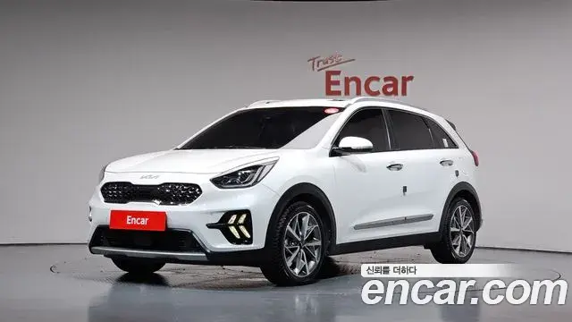 Kia Niro 1.6 HEV Signature 2021