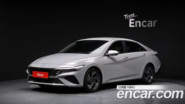 Hyundai AVANTE 1.6 Inspiration 2024