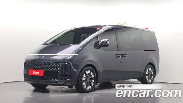 Hyundai Staria 4WD Lounge 9-Seater Inspiration 2021