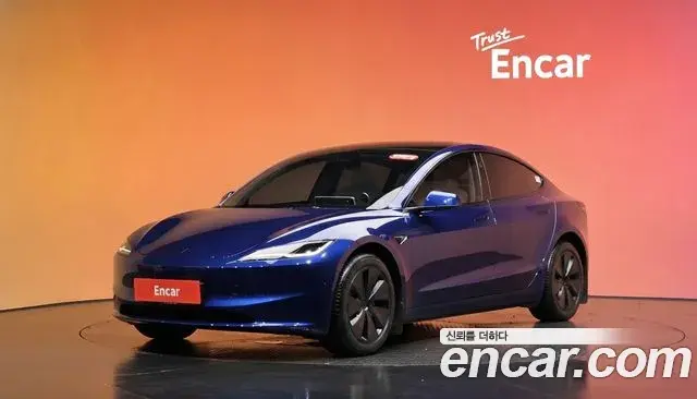 Tesla Model 3 RWD 2025