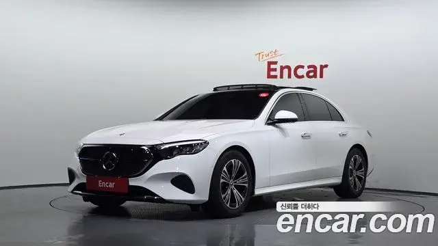 Mercedes-Benz E-Class E200 Avantgarde 2025