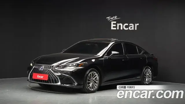 Lexus ES Executive 2021
