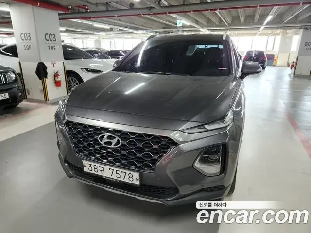Hyundai Santa Fe Diesel 2.0 2WD Exclusive Special 2019
