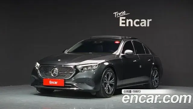 Mercedes-Benz E-Class E200 Avantgarde 2025