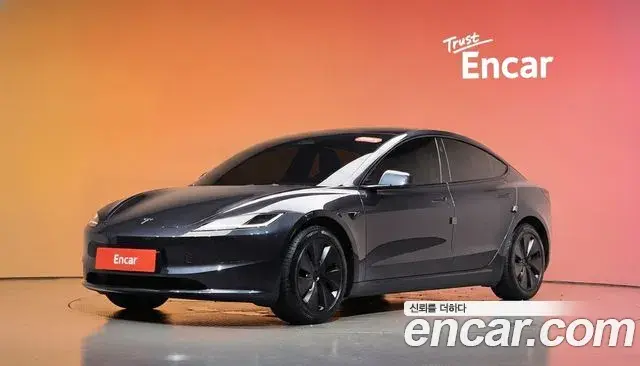 Tesla Model 3 RWD 2025