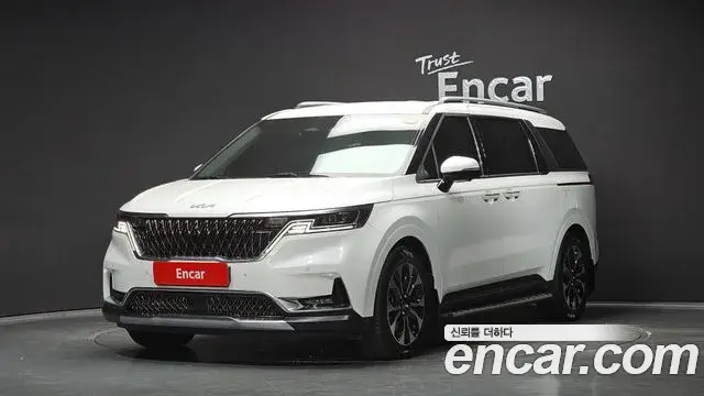 Kia Carnival Gasoline 9-Seater Signature 2021