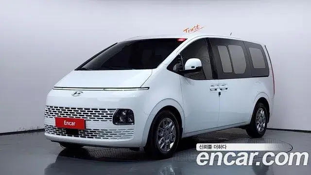 Hyundai Staria Cargo 5-Seater Modern 2022