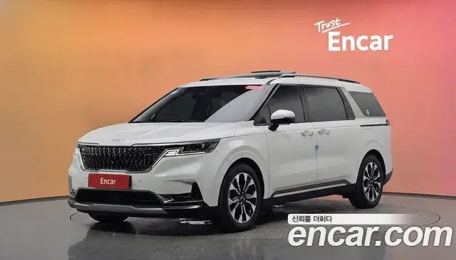 Kia Carnival Gasoline 7-Seater Signature 2023