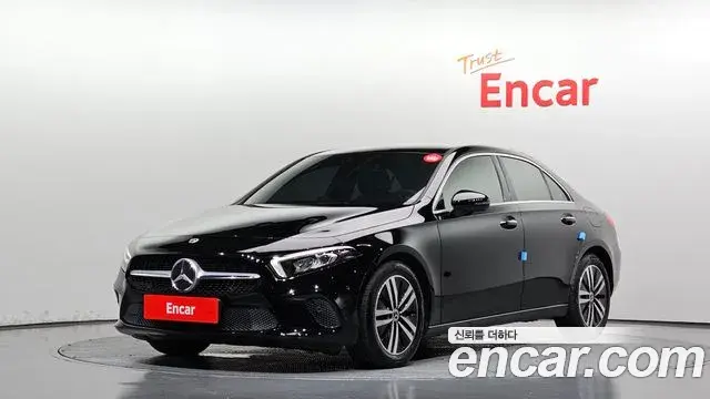 Mercedes-Benz A-Class A220 Sedan 2021