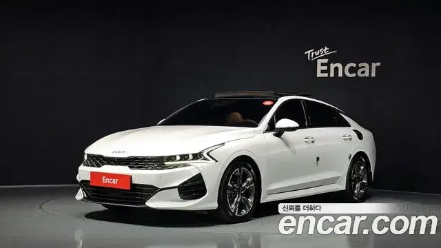 Kia K5 2.0 Signature 2022