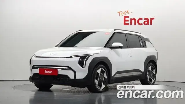 Kia EV3 Standard 2WD Earth 2025