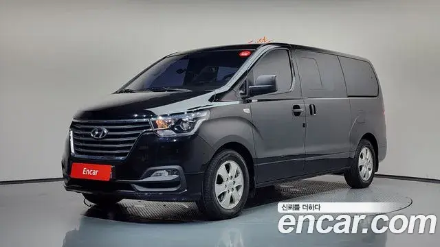 Hyundai Starex Wagon 12-Seater Smart 2020