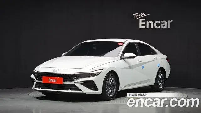 Hyundai AVANTE 1.6 Inspiration 2024