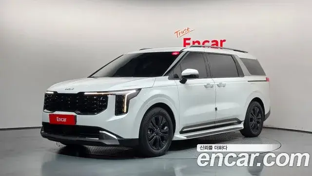 Kia Carnival Diesel 9-Seater Noblesse 2024