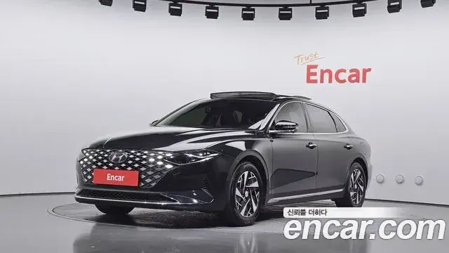 Hyundai Grandeur Le Blanc 2022