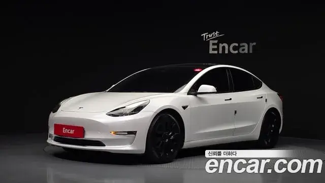 Tesla Model 3 Long Range AWD 2022