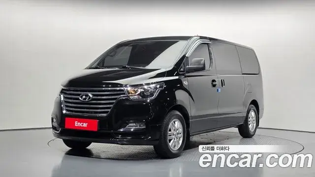 Hyundai Starex Van 3-Seater Smart 2019
