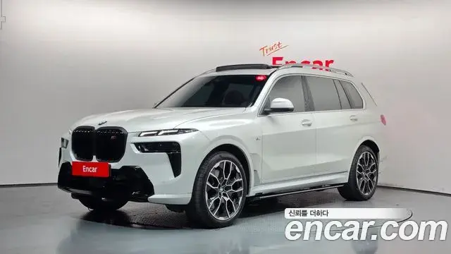 BMW X7 xDrive 40i M Sport 7STR 2025