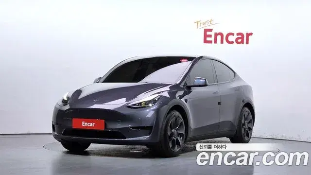 Tesla Model Y RWD 2024