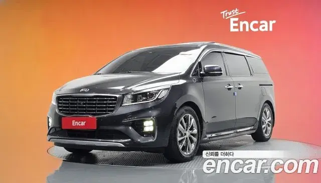 Kia Carnival 9-Seater Noblesse Special 2019
