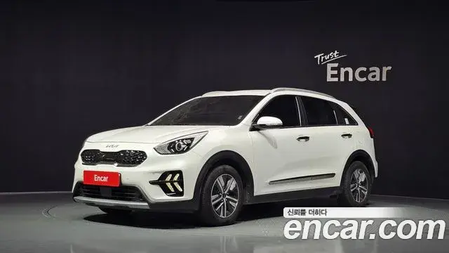 Kia Niro 1.6 HEV Noblesse 2021