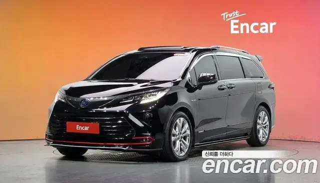 Toyota Sienna 2.5 Hybrid 2WD 2021