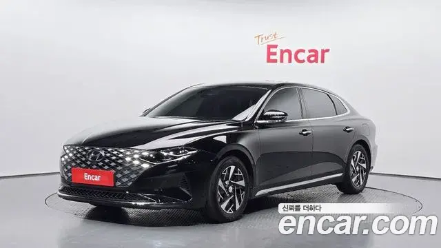 Hyundai Grandeur Le Blanc 2022