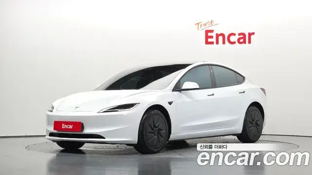 Tesla Model 3 스탠다드 RWD 2026