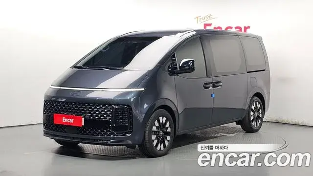 Hyundai Staria Lounge 9-Seater Inspiration 2024