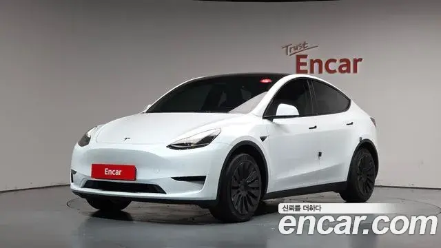 Tesla Model Y RWD 2023