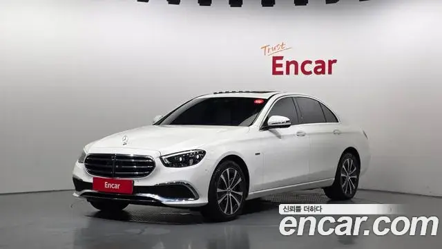 Mercedes-Benz E-Class E300e 4MATIC Exclusive 2021