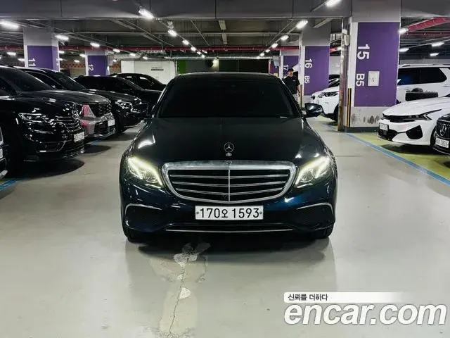 Mercedes-Benz E-Class E300 4MATIC Exclusive 2019