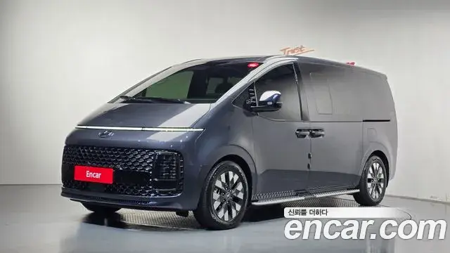 Hyundai Staria 4WD Lounge 9-Seater Prestige 2023