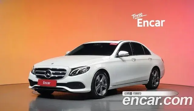 Mercedes-Benz E-Class E300 Avantgarde 2019
