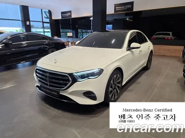 Mercedes-Benz E-Class E300 4MATIC Exclusive 2026