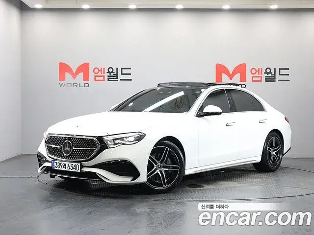 Mercedes-Benz E-Class E300 4MATIC AMG Line 2024