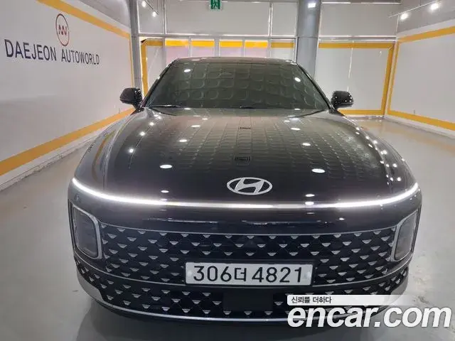 Hyundai Grandeur Exclusive 2023