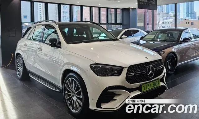 Mercedes-Benz GLE-Class GLE450 4MATIC AMG Line 2025